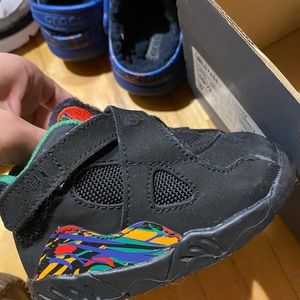 Jordan retro 8 air raid